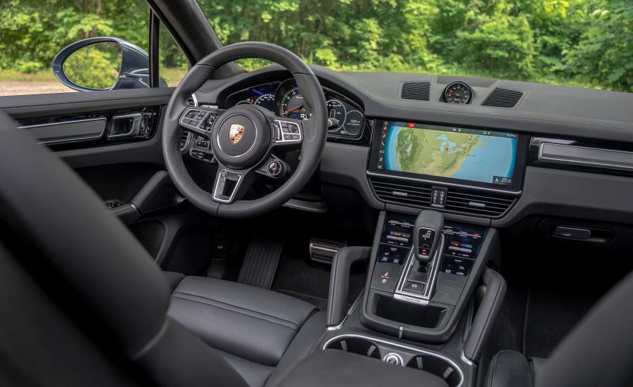 Торпедо Porsche Cayenne Turbo (PO536) 2018 года  (NA) (фото 18 из 40)